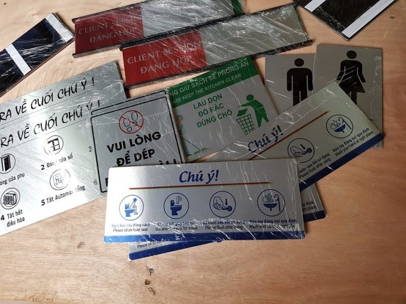 Biển báo giữ vệ sinh chung